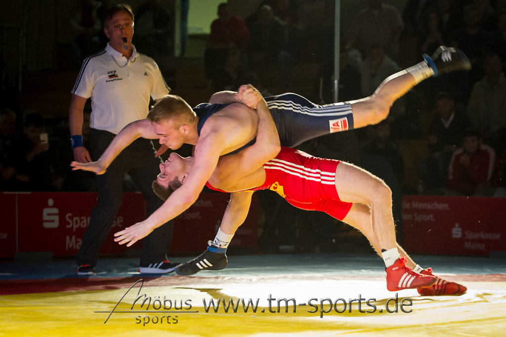 Balint Korpasi vs. Zoltan Levai